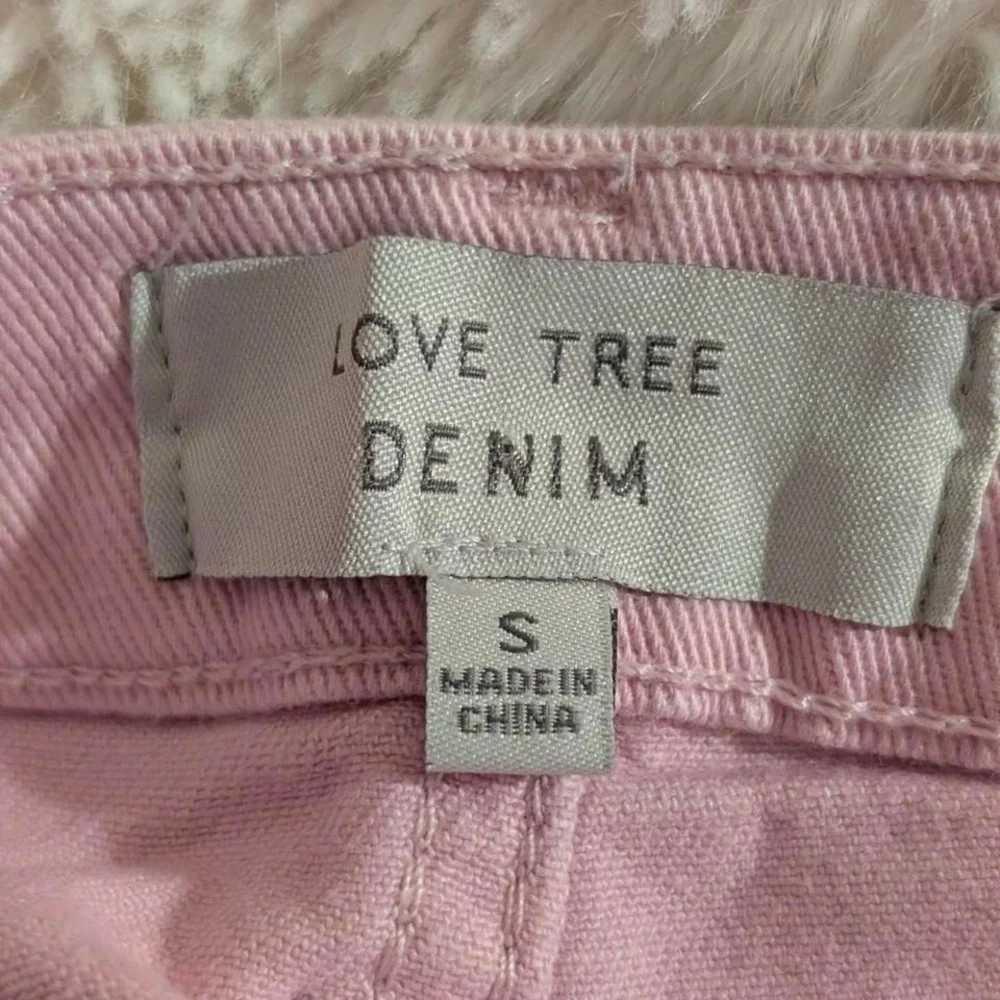Love Tree Women' Pink‎ Distressed Shorts Size Small - Picture 5 of 7